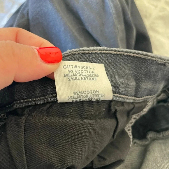 Jbrand Alana In Ashes distruct - Picture 14 of 16